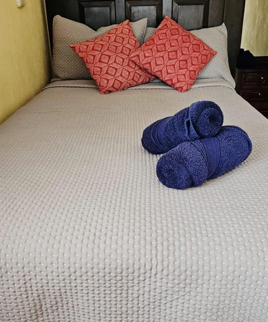 One Day Trip Hostel Antigua Guest house