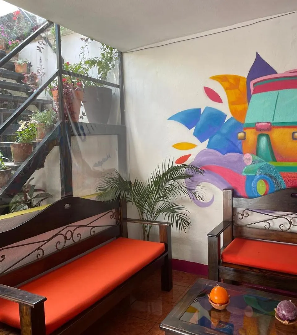 One Day Trip Hostel Antigua Guest house